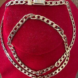 Vintage 80s Givenchy 30" long curb chain goldtone necklace